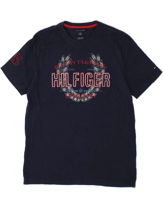 TOMMY HILFIGER Mens Custom Fit Graphic T-Shirt Top Large Navy Blue Cotton-- Cotton Fabric Linen Fabric Terry Fabric TOMMY HILFIGER Mens Custom Fit Graphic T-Shirt Top Large Navy Blue Cotton-- Cotton Fabric Linen Fabric Terry Fabric