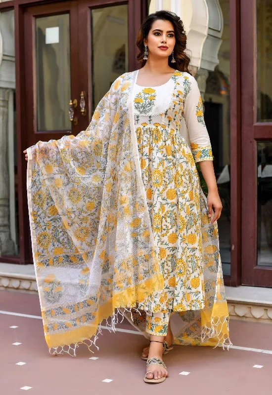 NOZ2TOZ Women White Printed Pure Cotton Kurta, Pant And Dupatta Set Soft Cotton Pants NOZ2TOZ Women White Printed Pure Cotton Kurta, Pant And Dupatta Set Soft Cotton Pants