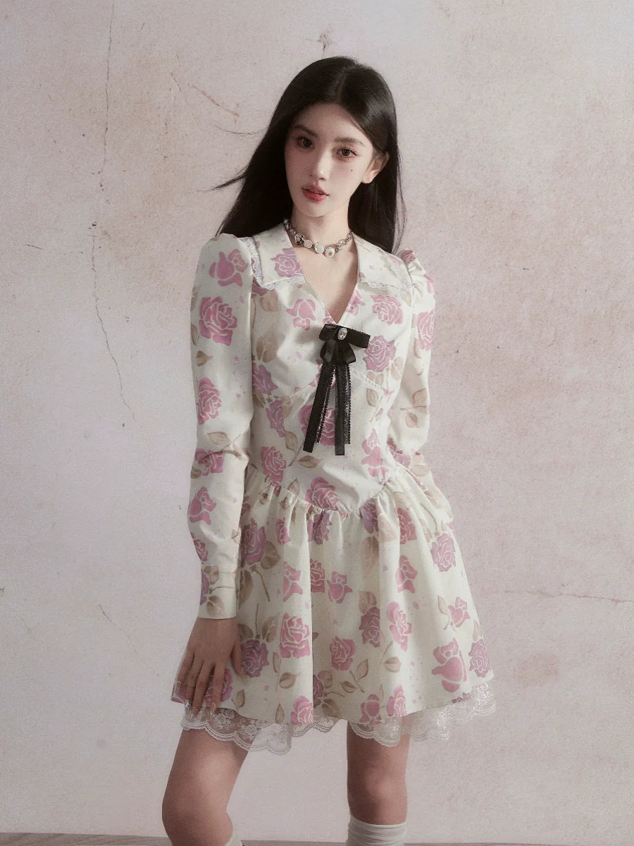 Romantic Floral Lace-Trimmed Mini Dress with Bow Detail Fashionable Mini Dress with Pockets