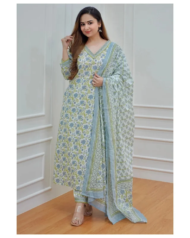 NOZ2TOZ Women White Printed Viscose Rayon Kurta And Pant Set Trendy Printed Leggings NOZ2TOZ Women White Printed Viscose Rayon Kurta And Pant Set Trendy Printed Leggings