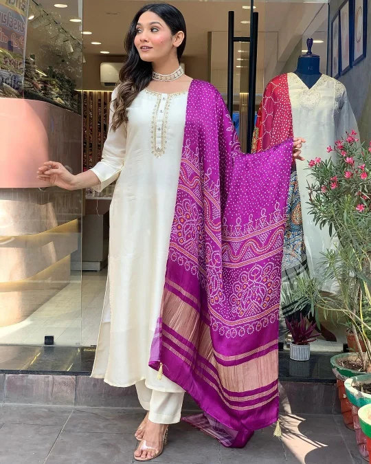 NOZ2TOZ Women Party Wear Embroidery Worked Viscose Kurta With Pant And Dupatta Set - Off White High-Waist Trousers NOZ2TOZ Women Party Wear Embroidery Worked Viscose Kurta With Pant And Dupatta Set - Off White High-Waist Trousers