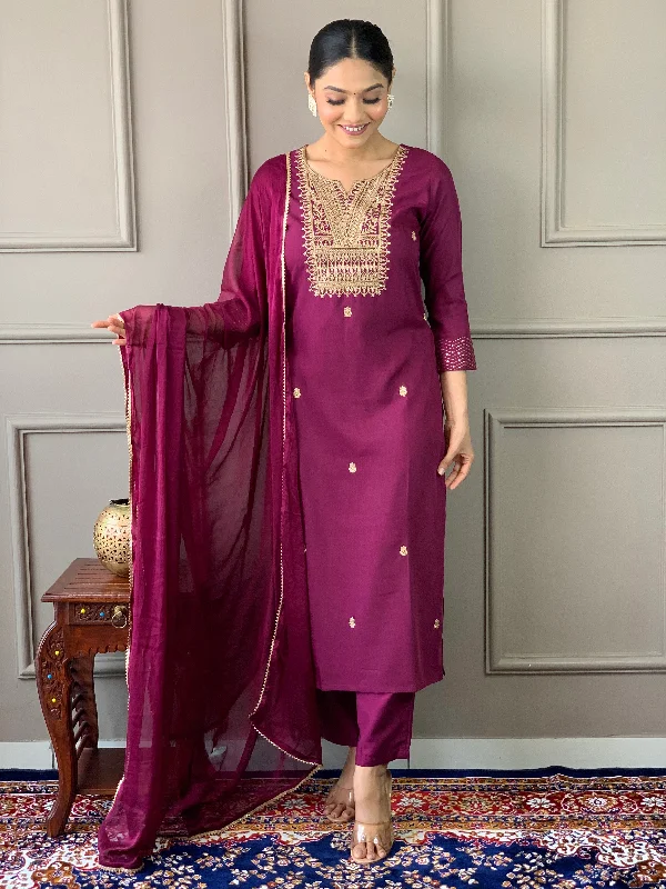 NOZ2TOZ Women Party Wear Embroidery Worked Kurta With Pant And Dupatta Set - Wine Chic Checkered Pants NOZ2TOZ Women Party Wear Embroidery Worked Kurta With Pant And Dupatta Set - Wine Chic Checkered Pants