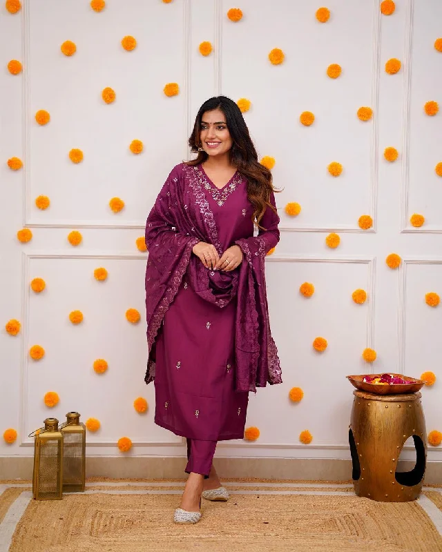 NOZ2TOZ Women Party Wear Embroidery Worked Kurta With Pant And Dupatta Set - Wine Fashionable Tapered Leg Pants NOZ2TOZ Women Party Wear Embroidery Worked Kurta With Pant And Dupatta Set - Wine Fashionable Tapered Leg Pants