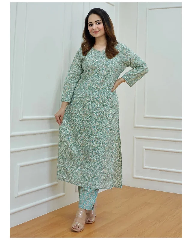 NOZ2TOZ Women Light Green Printed, Embroidered Viscose Rayon Kurta And Pant Set Classic Cropped Pants NOZ2TOZ Women Light Green Printed, Embroidered Viscose Rayon Kurta And Pant Set Classic Cropped Pants