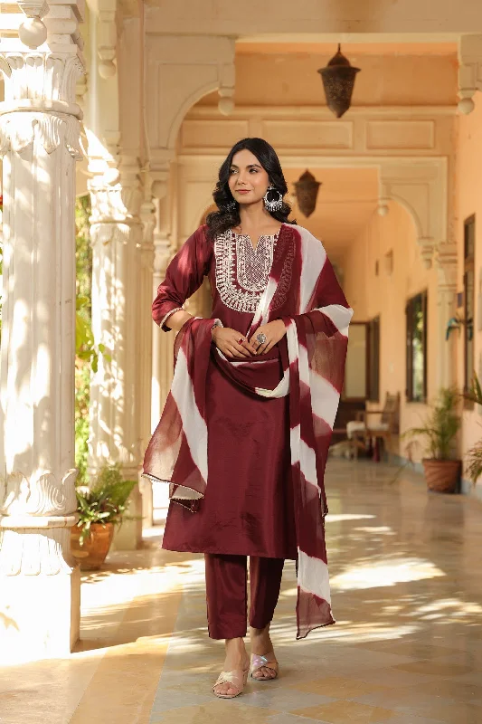 NOZ2TOZ Women Party Wear Embroidery Worked Kurta With Pant And Dupatta Set - Maroon Casual Skinny Fit Pants NOZ2TOZ Women Party Wear Embroidery Worked Kurta With Pant And Dupatta Set - Maroon Casual Skinny Fit Pants