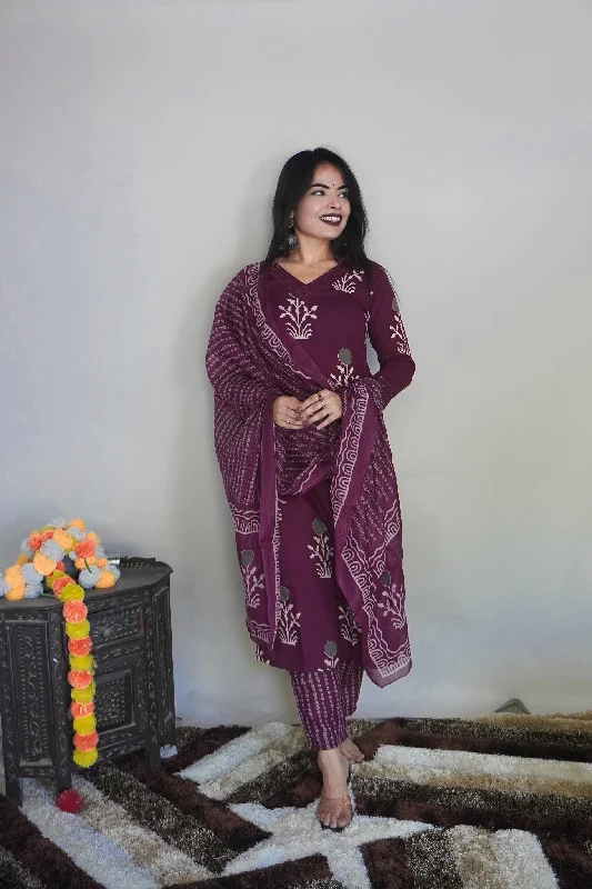 NOZ2TOZ Women Party Wear Printed Rayon Kurta With Pant And Dupatta Set - Wine Trendy Printed Pants NOZ2TOZ Women Party Wear Printed Rayon Kurta With Pant And Dupatta Set - Wine Trendy Printed Pants
