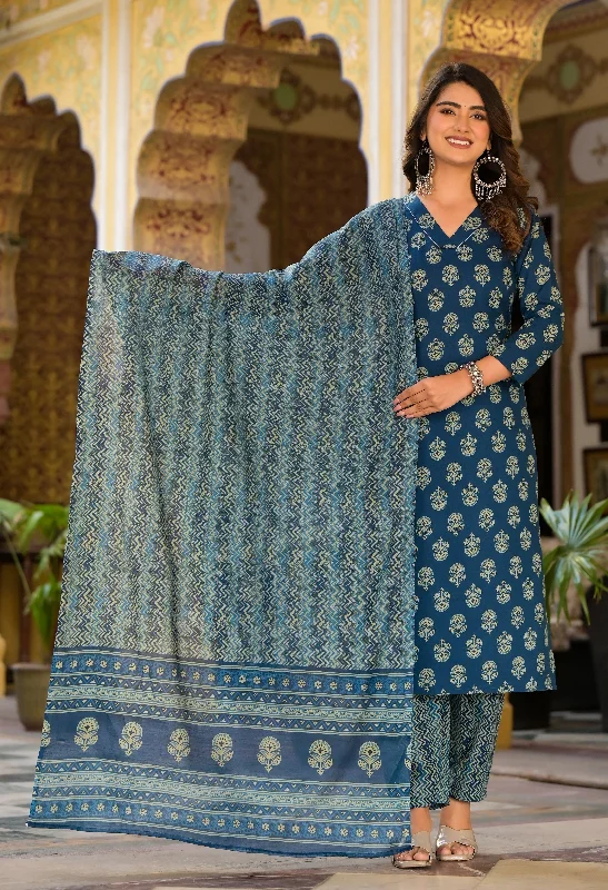 NOZ2TOZ Women Blue Printed Viscose Rayon Kurta, Pant And Dupatta Set Slim-Fit Khaki Pants NOZ2TOZ Women Blue Printed Viscose Rayon Kurta, Pant And Dupatta Set Slim-Fit Khaki Pants