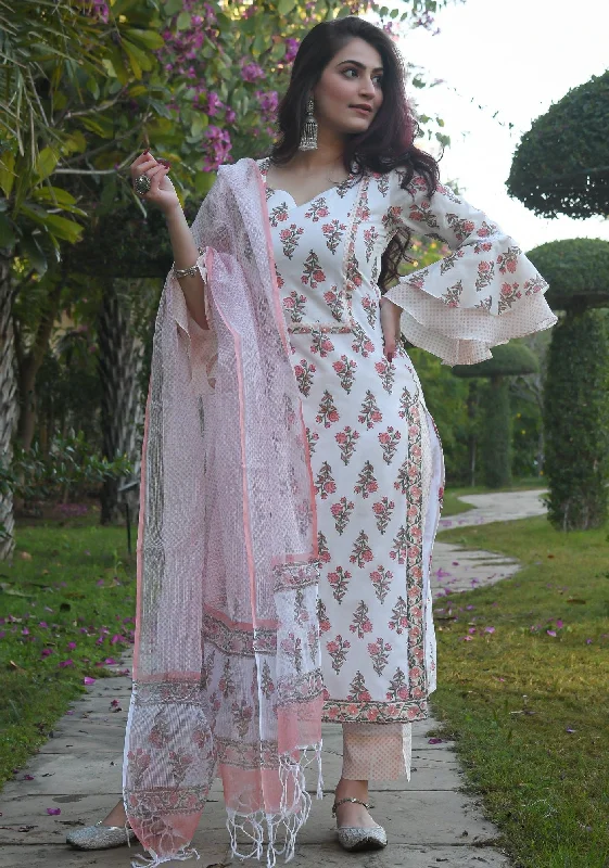 NOZ2TOZ Women White Printed Pure Cotton Kurta And Pant Set Fashionable Button-Up Pants NOZ2TOZ Women White Printed Pure Cotton Kurta And Pant Set Fashionable Button-Up Pants
