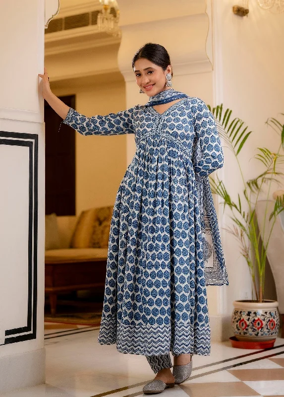 NOZ2TOZ Women Blue Printed Viscose Rayon Kurta, Pant And Dupatta Set Formal Dress Pants