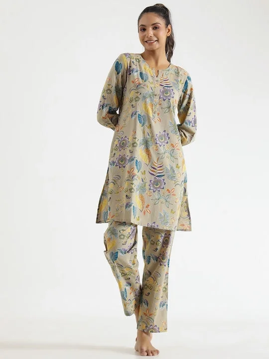 NOZ2TOZ Women Party Wear Flower Printed Co-Ord Set With Pant - Olive Fashionable Tapered Leg Pants NOZ2TOZ Women Party Wear Flower Printed Co-Ord Set With Pant - Olive Fashionable Tapered Leg Pants