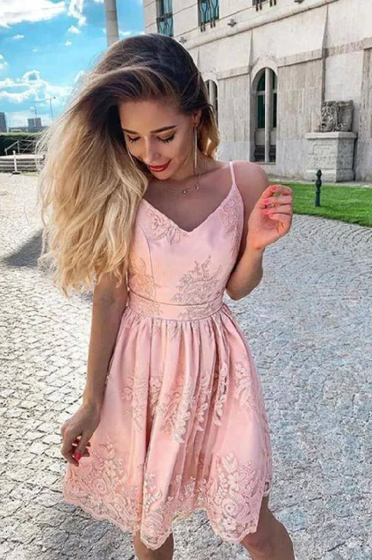 Charming A-line V-neck Spaghetti StrapsBlush Pink Lace  Homecoming Dresses SX66555