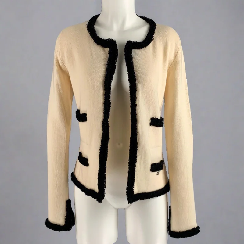 CHANEL Size M Cream Black Cashmere Contrast trim Open Front Cardigan Cardigan Knitwear Sweater CHANEL Size M Cream Black Cashmere Contrast trim Open Front Cardigan Cardigan Knitwear Sweater
