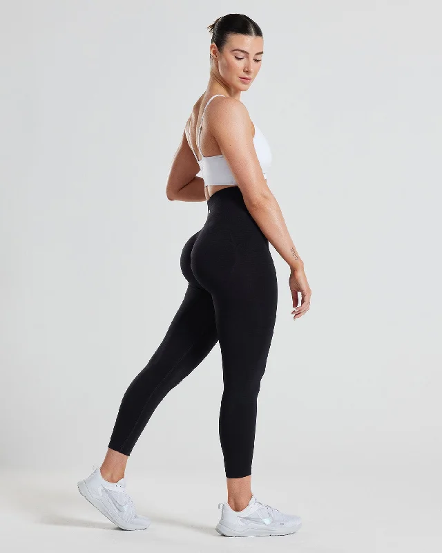 Define Scrunch Seamless 7/8 Leggings | Black