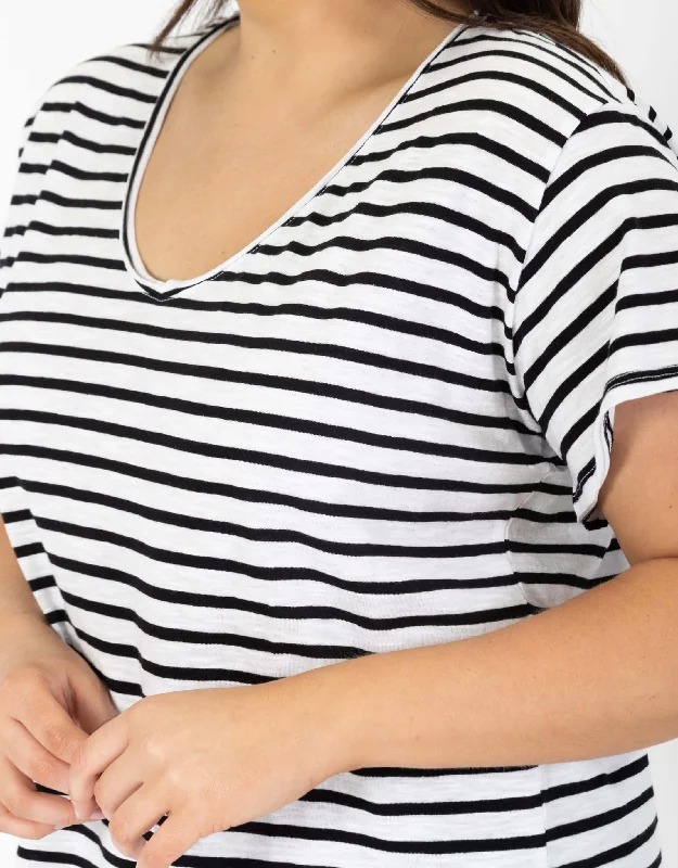 Original V Neck T-Shirt - Black/White Stripe