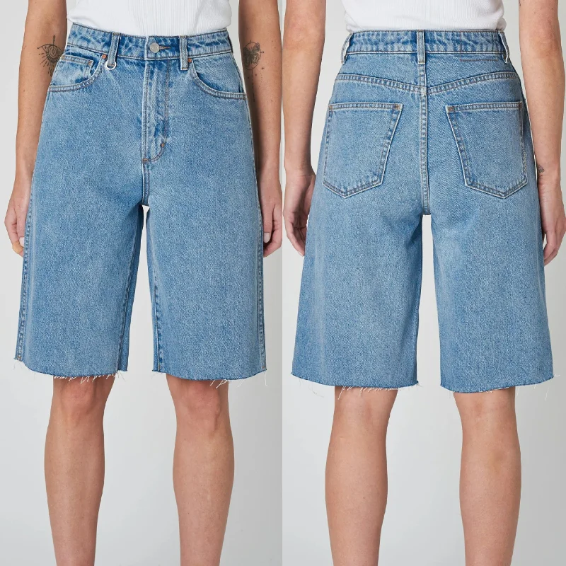 NEUW Womens Sade Denim Short - Serene Blue