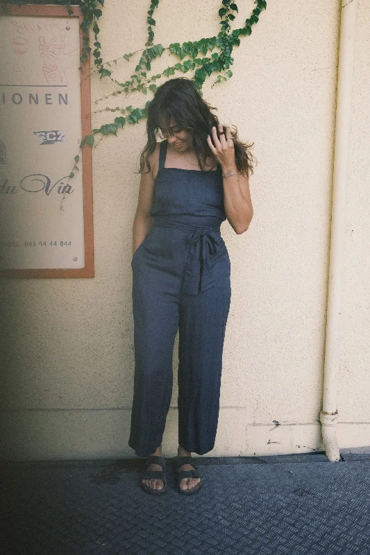 modal jumpsuit - suvan - forrest green Strap jumpsuit, Simple design, Casual, Everyday wear modal jumpsuit - suvan - forrest green Strap jumpsuit, Simple design, Casual, Everyday wear