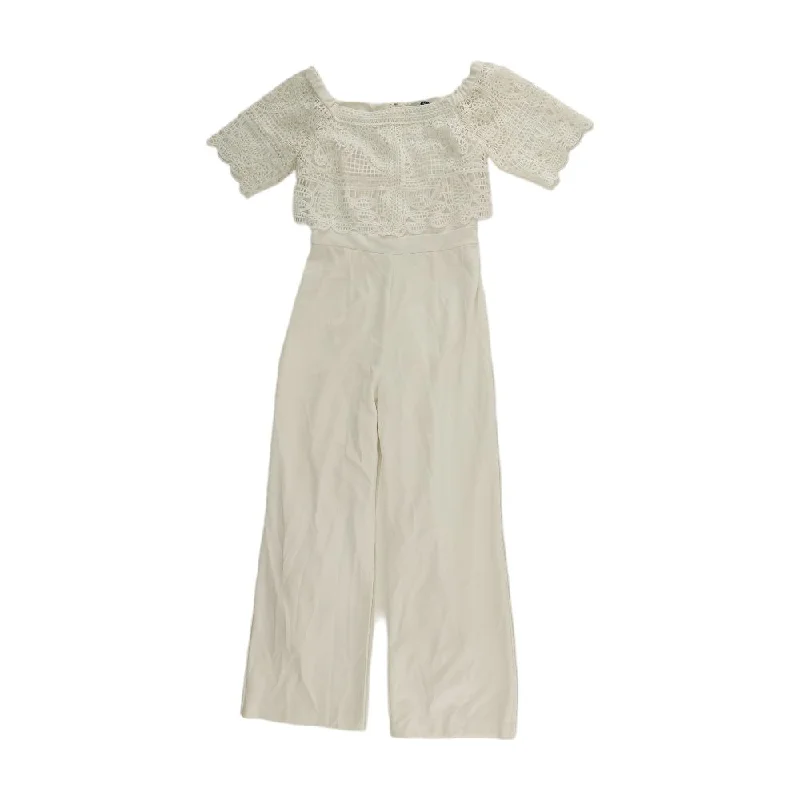 White Solid Jumpsuit Printed jumpsuit, Bold pattern, Casual, Fashionable